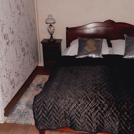 Hotel Rezydencja Rosa Przemysl Luaran gambar