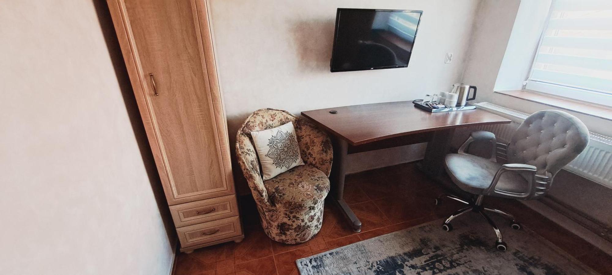 Hotel Rezydencja Rosa Przemysl Luaran gambar